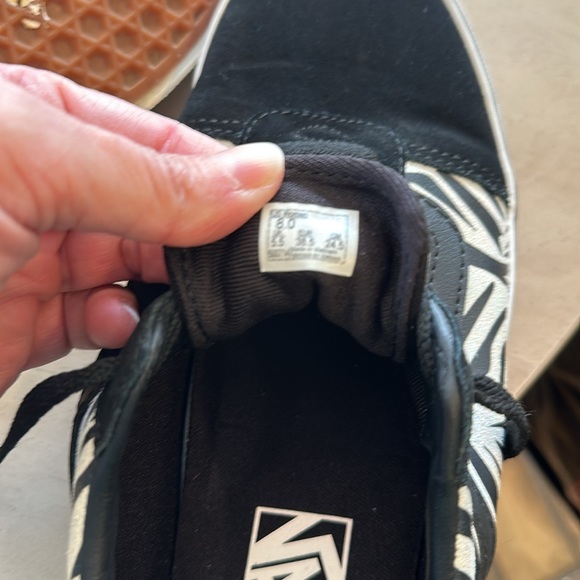 Womens 8 vans - Picture 4 of 4